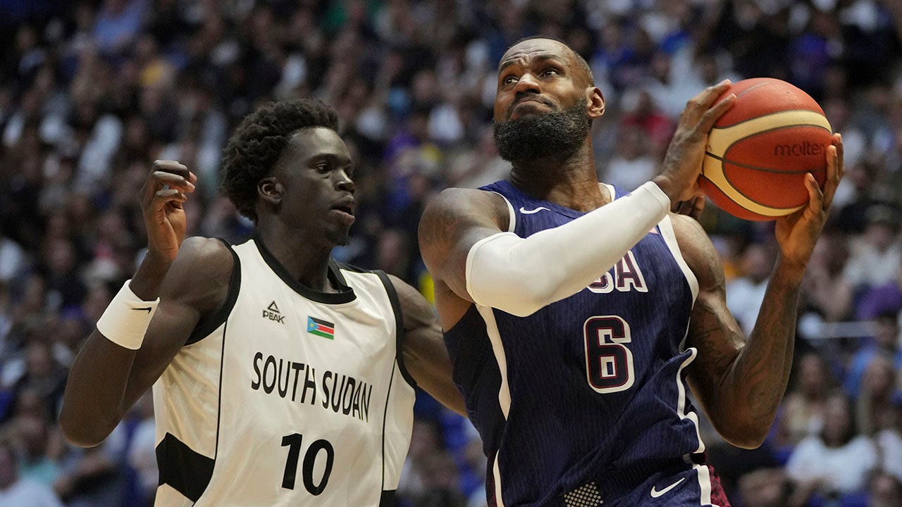 US men’s basketball team narrowly avoids shocking South Sudan upset